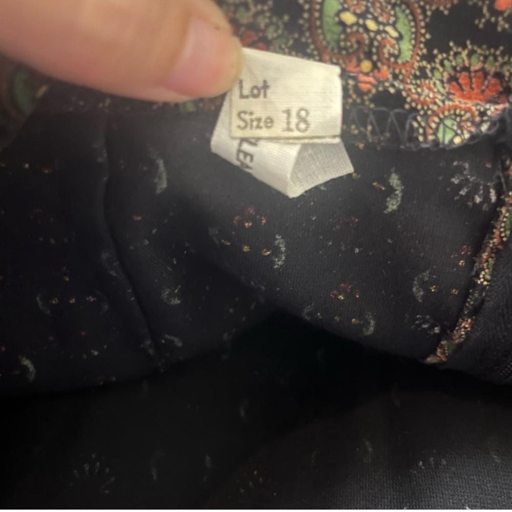 Vintage Paisley Maxi Skirt Vintage Size 18 Modern size 12 - Picture 5 of 6